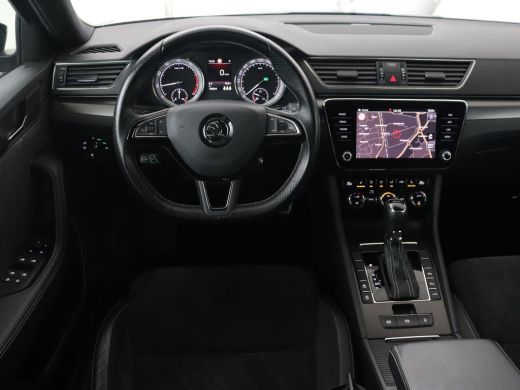 Skoda Superb 1.5 TSI Sportline | Panoramadak | Trekhaak | Stoelverwarming | Alcantara | Adaptive cruise | Came... ActivLease financial lease
