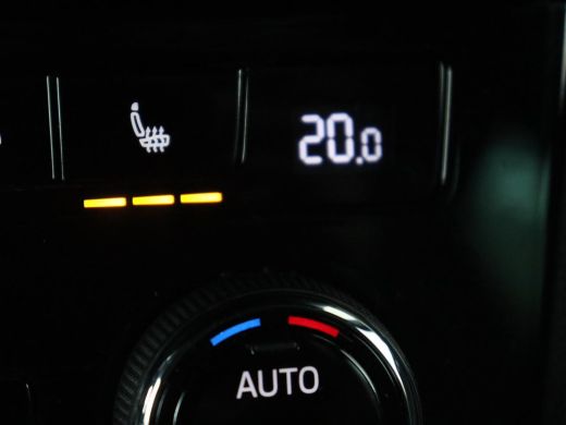 Skoda Superb 1.5 TSI Sportline | Panoramadak | Trekhaak | Stoelverwarming | Alcantara | Adaptive cruise | Came... ActivLease financial lease