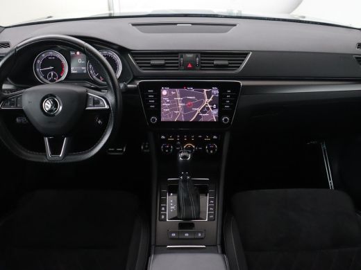 Skoda Superb 1.5 TSI Sportline | Panoramadak | Trekhaak | Stoelverwarming | Alcantara | Adaptive cruise | Came... ActivLease financial lease