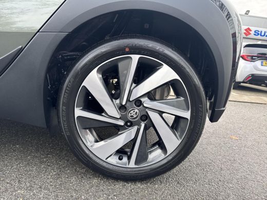 Toyota Aygo 1.0 VVT-i S-CVT Premium | 06-10141018 Voor meer informatie ActivLease financial lease