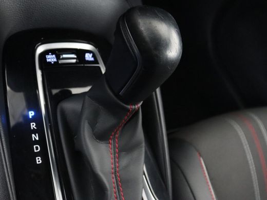 Toyota Corolla 1.8 Hybrid GR-Sport | Stoelverwarming | Carplay | Camera | Sportstoelen | Adaptive cruise | Keyle... ActivLease financial lease