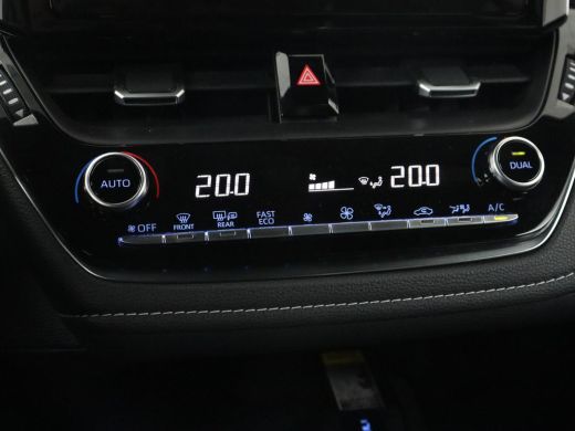 Toyota Corolla 1.8 Hybrid GR-Sport | Stoelverwarming | Carplay | Camera | Sportstoelen | Adaptive cruise | Keyle... ActivLease financial lease