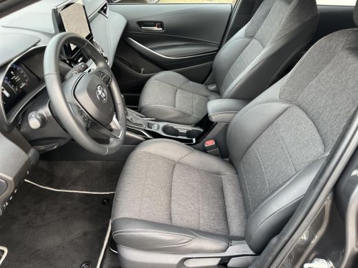Toyota Corolla Touring Sports Hybrid 140 Dynamic | Navigatie | Parkeersensoren | Stoelverwarming | Keyless entry | ActivLease financial lease
