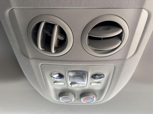 Toyota ProAce 8-Persoons Dynamic 75 kWh | 06-10141018 Voor meer informatie ActivLease financial lease