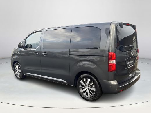 Toyota ProAce 8-Persoons Dynamic 75 kWh | 06-10141018 Voor meer informatie ActivLease financial lease