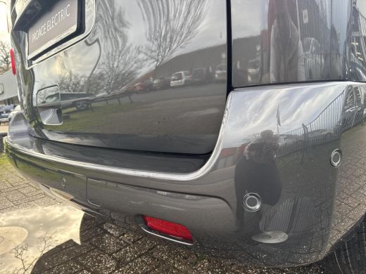 Toyota ProAce 8-Persoons Dynamic 75 kWh | 06-10141018 Voor meer informatie ActivLease financial lease