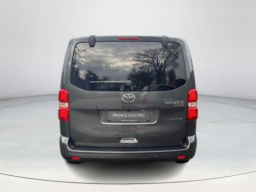 Toyota ProAce 8-Persoons Dynamic 75 kWh | 06-10141018 Voor meer informatie ActivLease financial lease