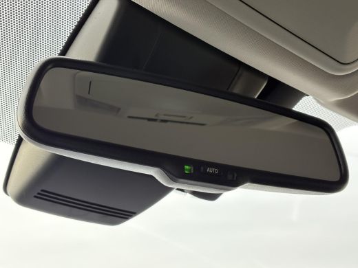 Toyota RAV4 2.5 Hybrid Dynamic Ultimate **LEDER BEKLEED/ STOEL EN STUURWIELVERWARMING/ PARKEERSENSOREN/ ELEKT... ActivLease financial lease