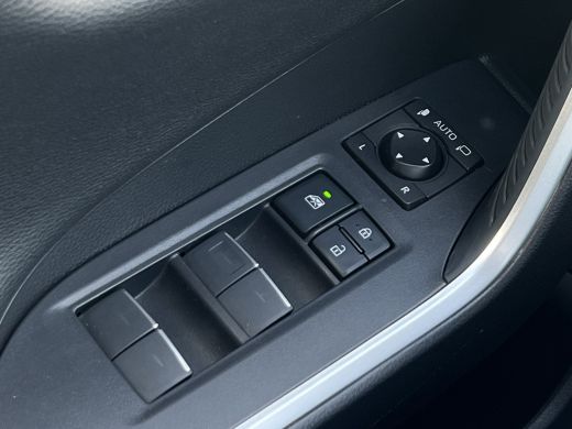 Toyota RAV4 2.5 Plug-in Hybrid AWD Bi-Tone Plus | LED | 360 Camera | CarPlay | ACC | Camera | 19 inch ActivLease financial lease