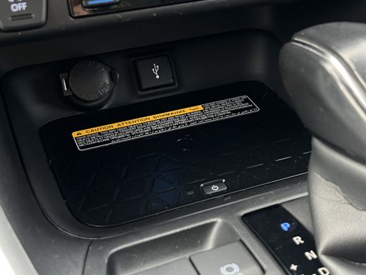 Toyota RAV4 2.5 Plug-in Hybrid AWD Bi-Tone Plus | LED | 360 Camera | CarPlay | ACC | Camera | 19 inch ActivLease financial lease