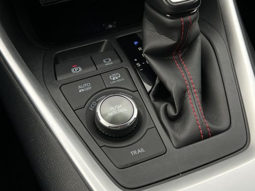 Toyota RAV4 2.5 Plug-in Hybrid AWD Bi-Tone Plus | LED | 360 Camera | CarPlay | ACC | Camera | 19 inch ActivLease financial lease