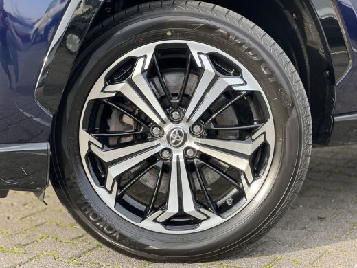 Toyota RAV4 2.5 Plug-in Hybrid AWD Bi-Tone Plus | LED | 360 Camera | CarPlay | ACC | Camera | 19 inch ActivLease financial lease