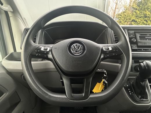 Volkswagen Crafter 2.0 TDI 141 PK DSG AUTOMAAT HIGHLINE+ / LED KOPLAMPEN / L3H3 / 3.000 KG AHG / 270 A DEUREN / AIRC... ActivLease financial lease