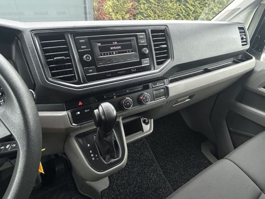 Volkswagen Crafter 2.0 TDI 141 PK DSG AUTOMAAT HIGHLINE+ / LED KOPLAMPEN / L3H3 / 3.000 KG AHG / 270 A DEUREN / AIRC... ActivLease financial lease