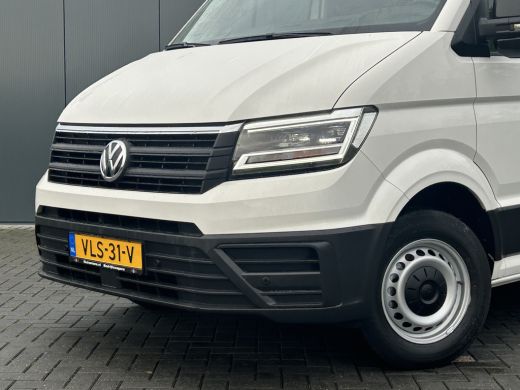 Volkswagen Crafter 2.0 TDI 141 PK DSG AUTOMAAT HIGHLINE+ / LED KOPLAMPEN / L3H3 / 3.000 KG AHG / 270 A DEUREN / AIRC... ActivLease financial lease