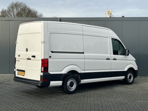 Volkswagen Crafter 2.0 TDI 141 PK DSG AUTOMAAT HIGHLINE+ / LED KOPLAMPEN / L3H3 / 3.000 KG AHG / 270 A DEUREN / AIRC... ActivLease financial lease