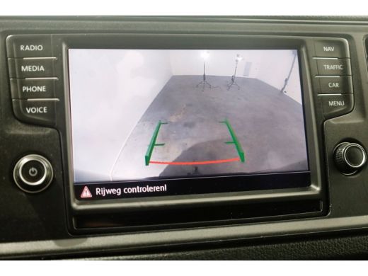 Volkswagen Crafter 35 2.0 TDI 177pk RWD L3H2 (L2H1) Airco/Navi/Trekhaak 3500kg 08-2020 ActivLease financial lease