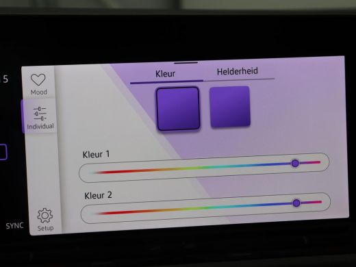 Volkswagen Golf 1.0 eTSI Life | Camera | Carplay | Navigatie | Sfeerverlichting | Parkeerhulp | Adaptive cruise |... ActivLease financial lease