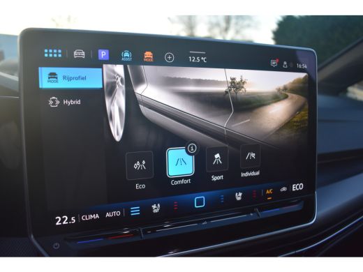 Volkswagen Golf 1.5 eHybrid GTE 272PK | TREKHAAK | STOELVERW. | HEAD-UP | CAMERA ACHTER | KEYLESS ENTREE | ADAPT... ActivLease financial lease