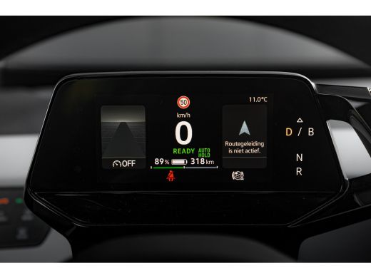 Volkswagen ID.3 First Plus 58 kWh | Achteruitrijcamera | Stoel/Stuurverwarming | IQ. Light | ActivLease financial lease