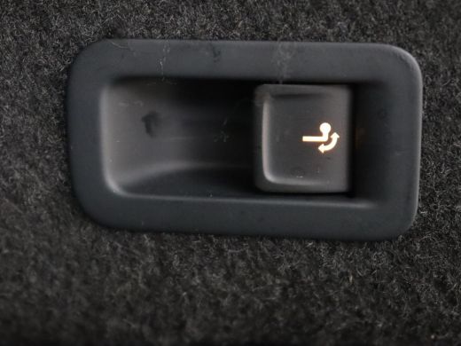 Volkswagen Passat 1.5 TSI R-Line | Panoramadak | Trekhaak | Matrix LED | Stoelverwarming | Adaptive cruise | Leder/... ActivLease financial lease