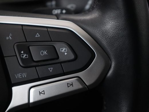 Volkswagen Passat 1.5 TSI R-Line | Panoramadak | Trekhaak | Matrix LED | Stoelverwarming | Adaptive cruise | Leder/... ActivLease financial lease