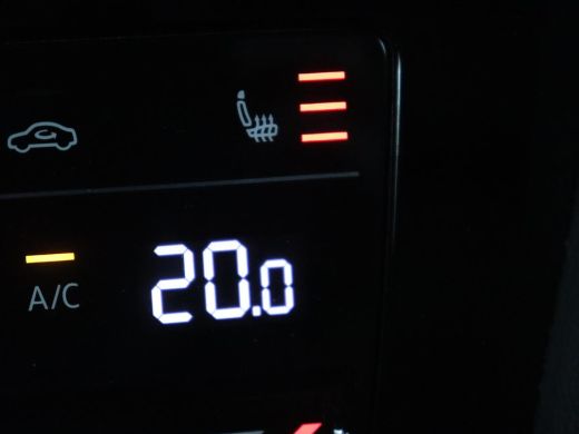 Volkswagen Passat 1.5 TSI R-Line | Panoramadak | Trekhaak | Matrix LED | Stoelverwarming | Adaptive cruise | Leder/... ActivLease financial lease