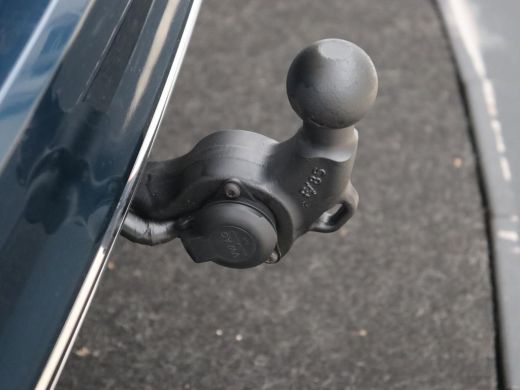 Volkswagen Passat 1.5 TSI R-Line | Panoramadak | Trekhaak | Matrix LED | Stoelverwarming | Adaptive cruise | Leder/... ActivLease financial lease