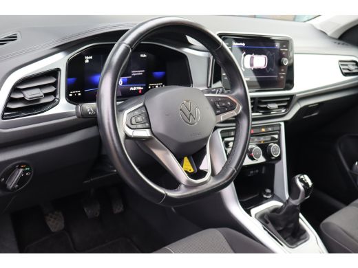 Volkswagen T-Roc 1.0 TSI Life 110PK | Airco | Cruise control adaptief | Hill hold functie ActivLease financial lease