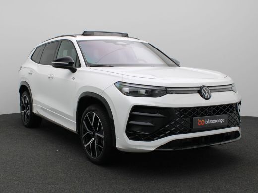 Volkswagen Tayron 1.5 eHybrid R-Line Edition 272PK DSG Pano-Schuifdak, Trekhaak, Black Style, Lederen Bekleding, Ha... ActivLease financial lease