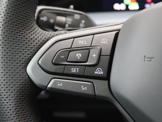 Volkswagen Tayron 1.5 eHybrid R-Line Edition 272PK DSG Pano-Schuifdak, Trekhaak, Black Style, Lederen Bekleding, Ha... ActivLease financial lease