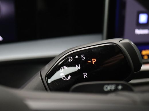 Volkswagen Tayron 1.5 eHybrid R-Line Edition 272PK DSG Pano-Schuifdak, Trekhaak, Black Style, Lederen Bekleding, Ha... ActivLease financial lease