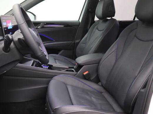 Volkswagen Tayron 1.5 eHybrid R-Line Edition 272PK DSG Pano-Schuifdak, Trekhaak, Black Style, Lederen Bekleding, Ha... ActivLease financial lease