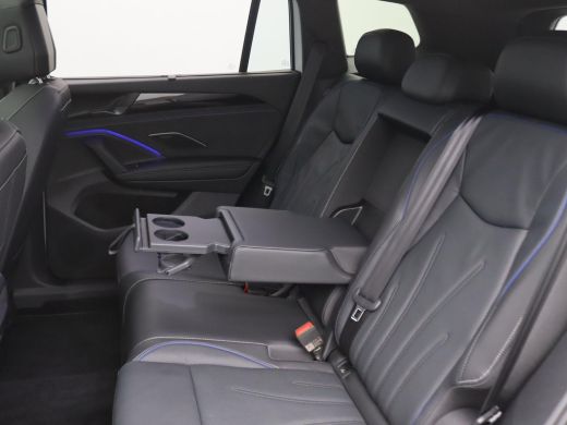 Volkswagen Tayron 1.5 eHybrid R-Line Edition 272PK DSG Pano-Schuifdak, Trekhaak, Black Style, Lederen Bekleding, Ha... ActivLease financial lease