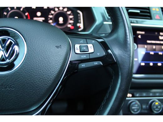Volkswagen Tiguan Allspace 1.5 TSI Highline Business R | BTW | PANO | HUD | CAMERA | ACC | STOELVERWARMING | ActivLease financial lease