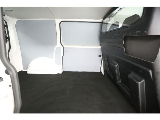 Volkswagen Transporter 2.0 TDI 150PK L1H1 | Automaat | Airco | Cruise | Camera | Carplay | 3-Zits | 2xSchuifdeur | Trekh... ActivLease financial lease