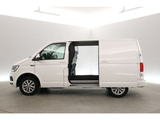 Volkswagen Transporter 2.0 TDI 150PK L1H1 | Automaat | Airco | Cruise | Camera | Carplay | 3-Zits | 2xSchuifdeur | Trekh... ActivLease financial lease