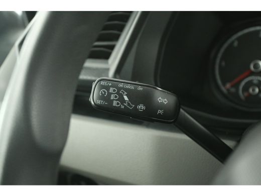 Volkswagen Transporter 2.0 TDI L1H1 | Airco | 3-Zits | Camera | Cruise | Trekh. | Carplay ActivLease financial lease