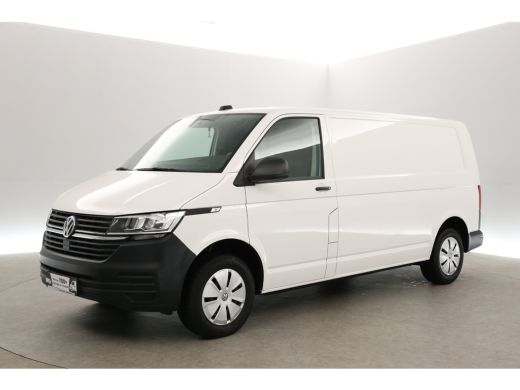 Volkswagen Transporter 2.0 TDI L2H1 150PK | Airco | Cruise | Carplay | 3-Zits | Trekh. | Parkeersens. | Stoelverw. ActivLease financial lease