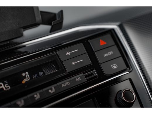 Volkswagen up! 1.0 | Clima | Achteruitrijcamera | 5 Deurs | Led | Cruise Control | ActivLease financial lease