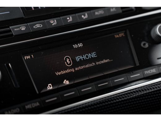 Volkswagen up! 1.0 | Clima | Achteruitrijcamera | 5 Deurs | Led | Cruise Control | ActivLease financial lease