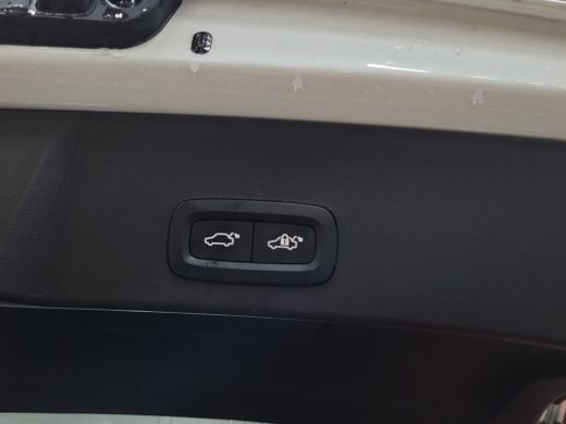 Volvo  EX40 Single Motor Extended Range Ultra 82 kWh 360 cam harman&kardon Trekhaak ActivLease financial lease