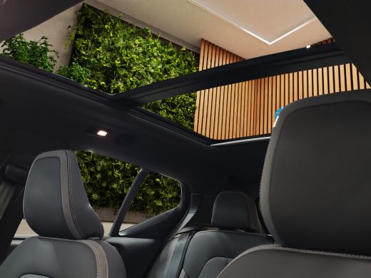 Volvo  EX40 Single Motor Extended Range Ultra 82 kWh 360 cam harman&kardon Trekhaak ActivLease financial lease