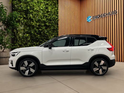 Volvo  EX40 Single Motor Extended Range Ultra 82 kWh 360 cam Leder Trekhaak ActivLease financial lease