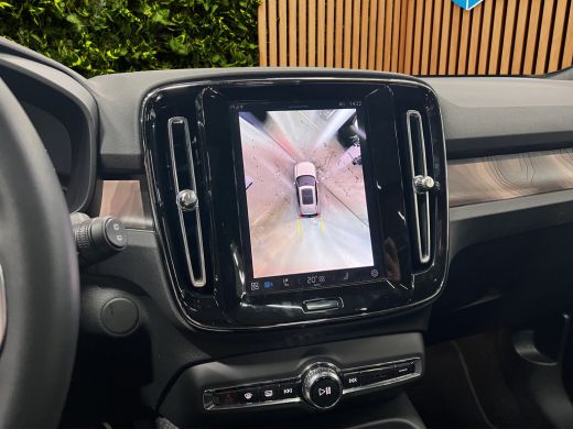 Volvo  EX40 Single Motor Extended Range Ultra 82 kWh 360 cam Leder Trekhaak ActivLease financial lease