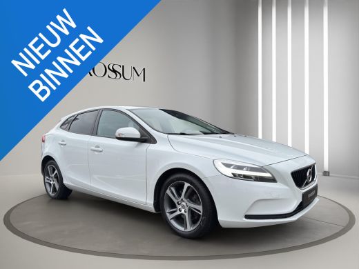 Volvo  V40 2.0 T2 Kinetic | Camera + Sensoren | Navigatie | L.M.Velg | 17"Velg | Led koplampen |