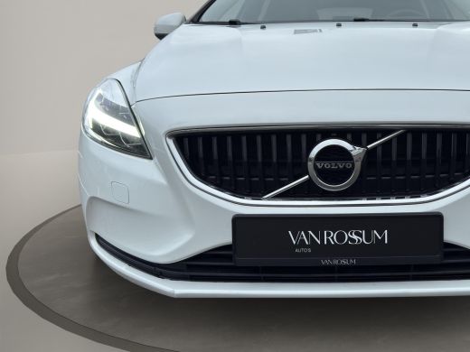 Volvo  V40 2.0 T2 Kinetic | Camera + Sensoren | Navigatie | L.M.Velg | 17"Velg | Led koplampen | ActivLease financial lease
