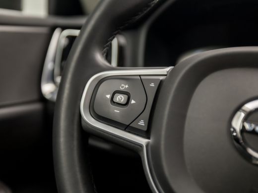 Volvo  V60 2.0 B3 Sport 177Pk Automaat (APPLE CARPLAY, GROOT NAVI, TREKHAAK, ADAPTIVE CRUISE, SPORTSTOELEN, ... ActivLease financial lease