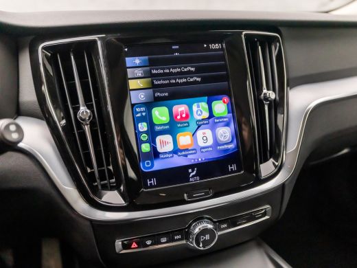 Volvo  V60 2.0 B3 Sport 177Pk Automaat (APPLE CARPLAY, GROOT NAVI, TREKHAAK, ADAPTIVE CRUISE, SPORTSTOELEN, ... ActivLease financial lease