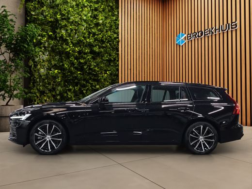 Volvo  V60 2.0 T6 Plug-in hybrid AWD Plus Dark 360 cam trekhaak leder ActivLease financial lease